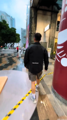 逛街时突然想牵手 我们俩 室友日常